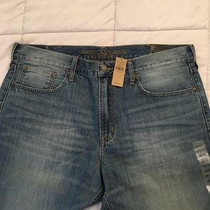 American Eagle Loose Jeans